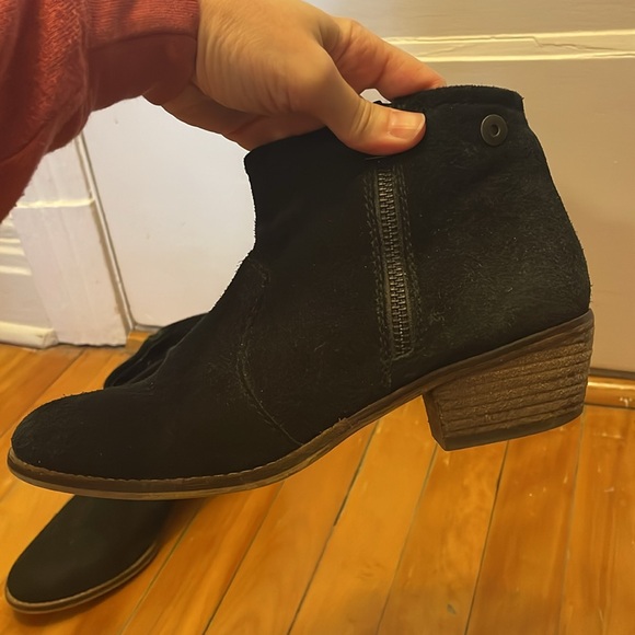 Steve Madden black suede cowboy booties 🤠 - Picture 11 of 11